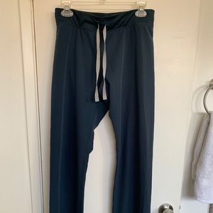 Figs scrub bottoms in Caribbean blue